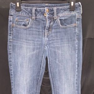 AMERICAN EAGLE ARTIST STRETCH JEANS SIZE 0